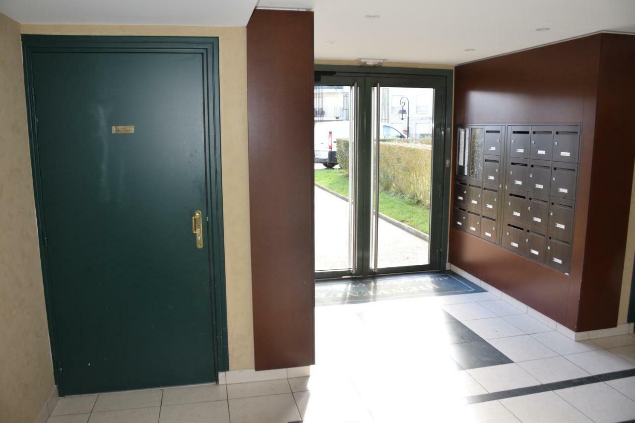 Appartement Avec Rez De Jardin A Disneyland Montévrain Zewnętrze zdjęcie